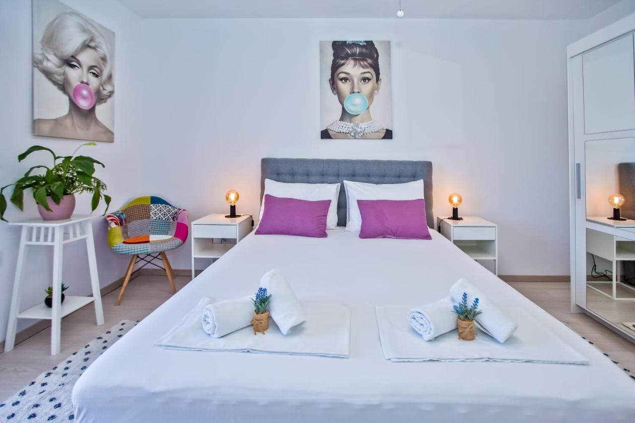 Apartments And Rooms Marija Hvar Town Exterior foto