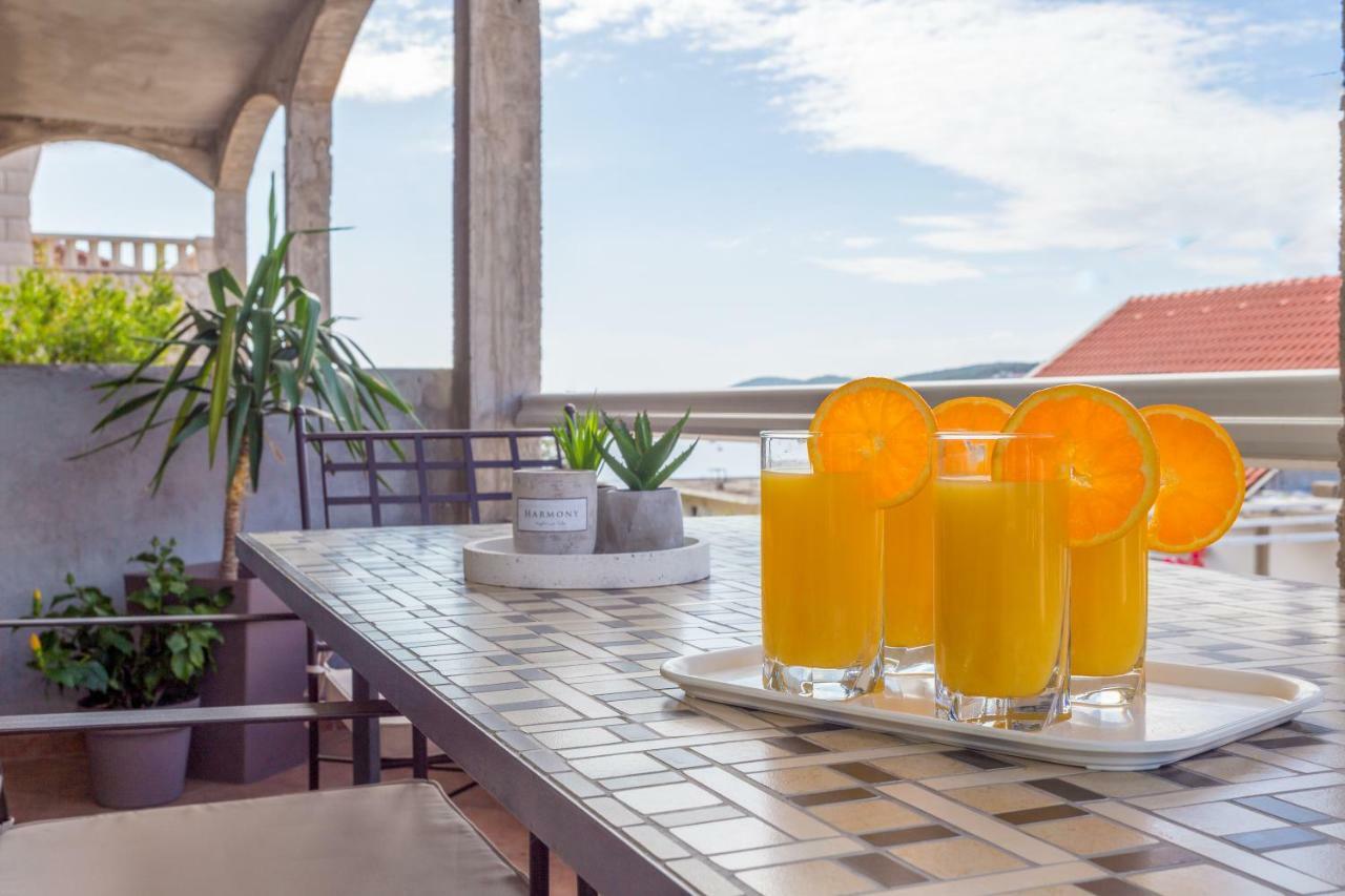Apartments And Rooms Marija Hvar Town Exterior foto